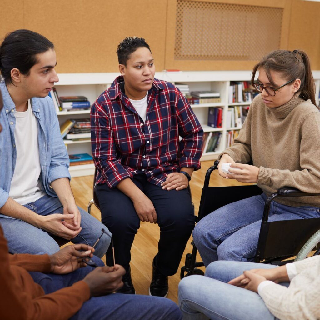 Benefits of group therapy in recovery