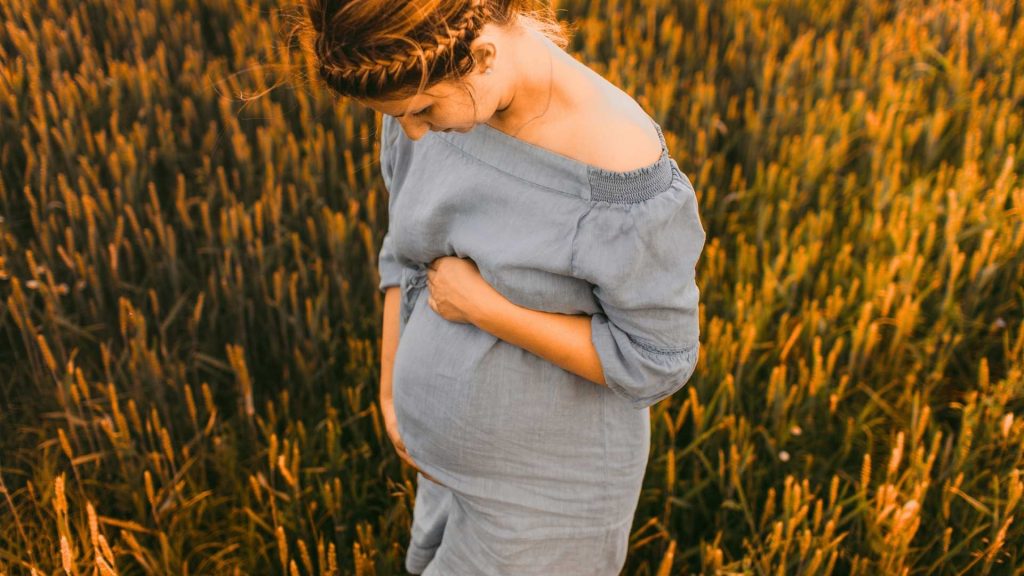 a pregnant woman pushing through codeine withdrawal symptoms