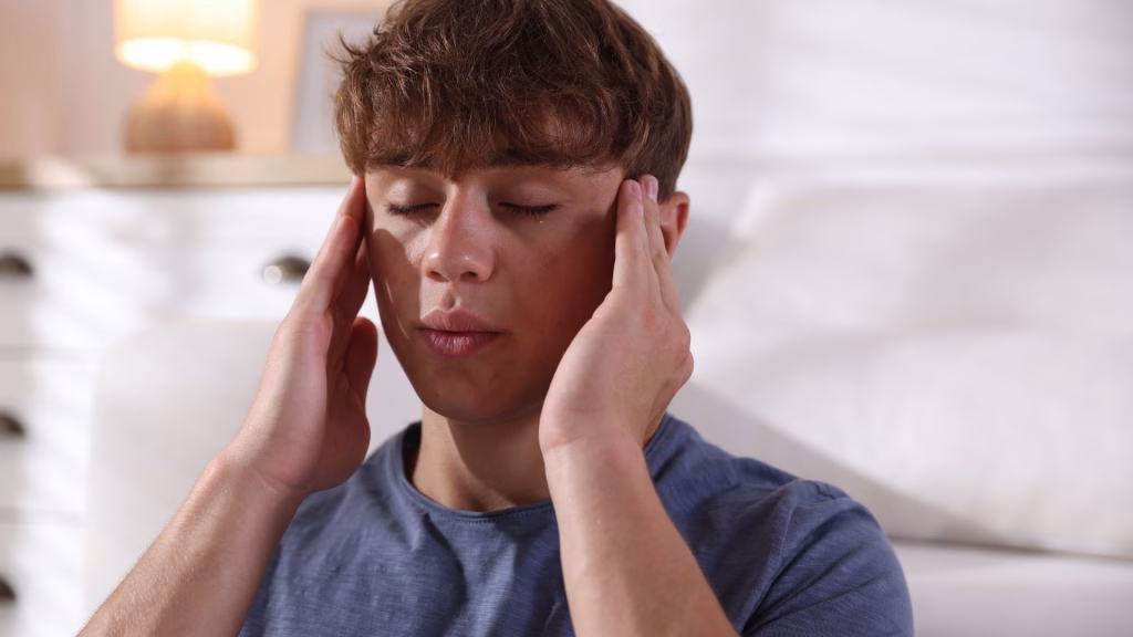 How Long Does Xanax Last in Your System for Drug Tests? 2 How Long Does Xanax Last in Your System from a few hours to days depending on the detection window