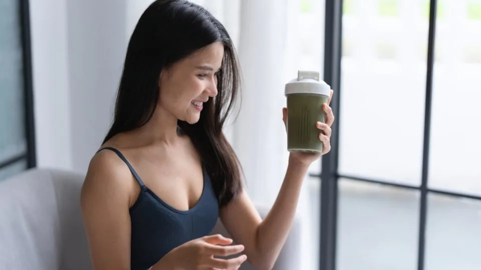 do detox drinks work? They won't help you clear your body any faster