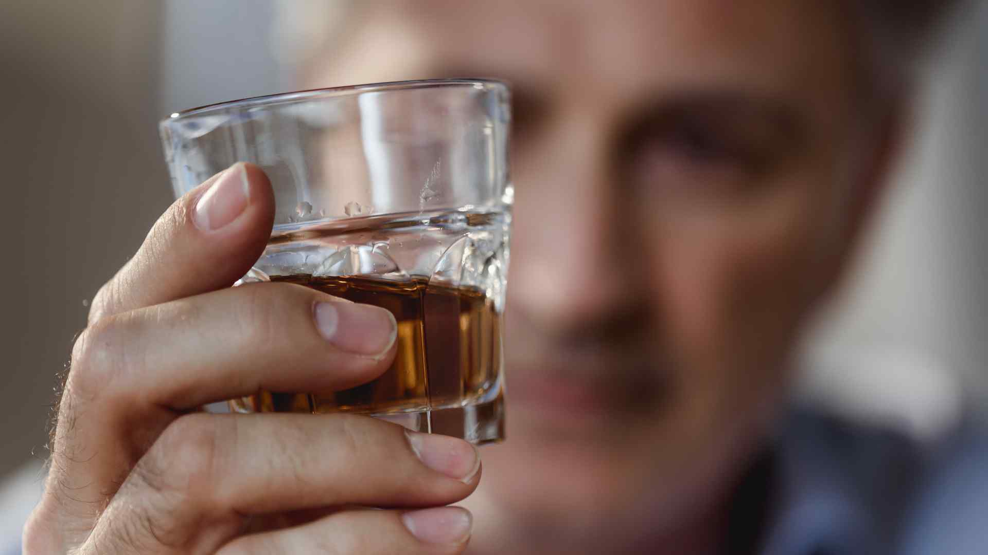 Timeline Of Alcohol Withdrawal Signs and Symptoms