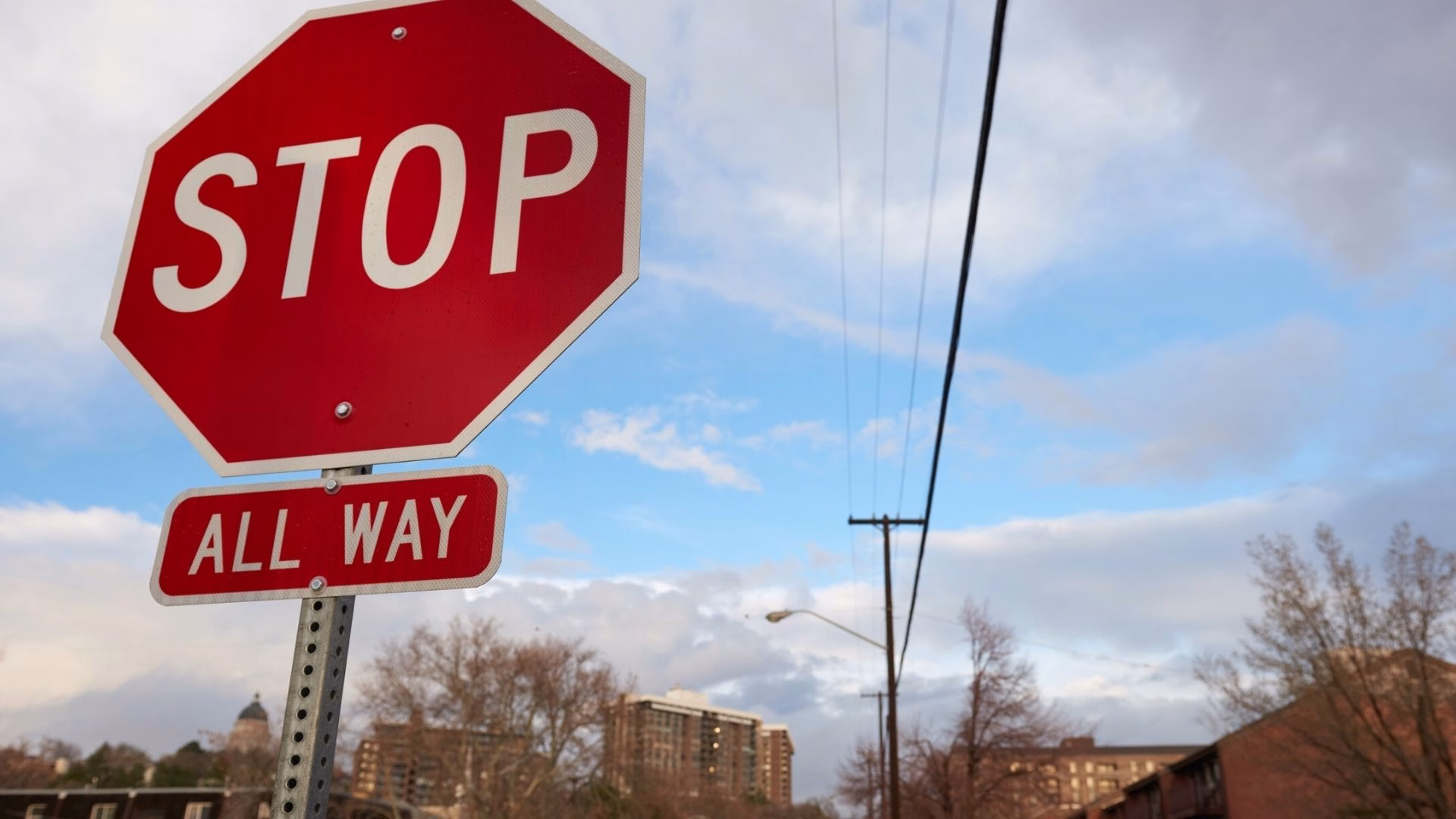 morphine addiction comes with subtle signs at first, but they eventually become more noticeable